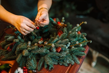 DIY: zelf een kerstkrans maken