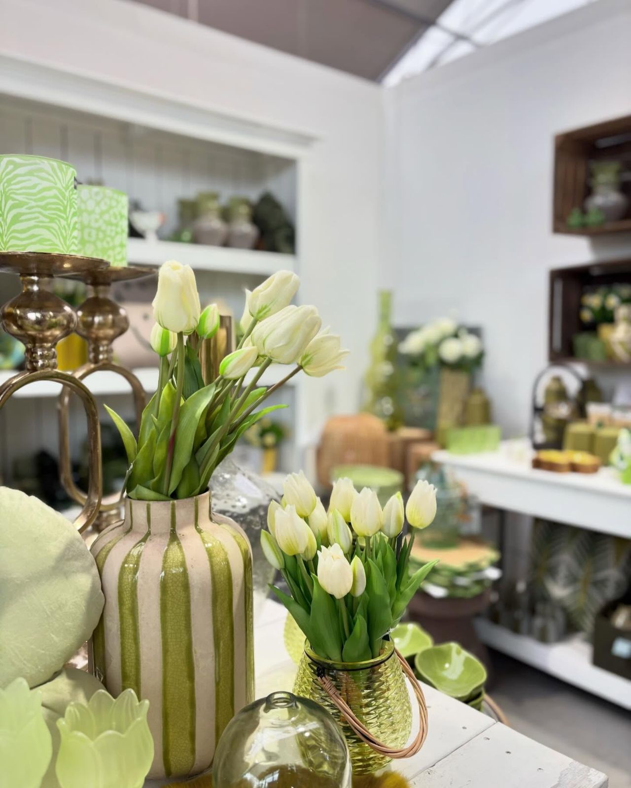 Voorjaarsdecoratie met tulpen
